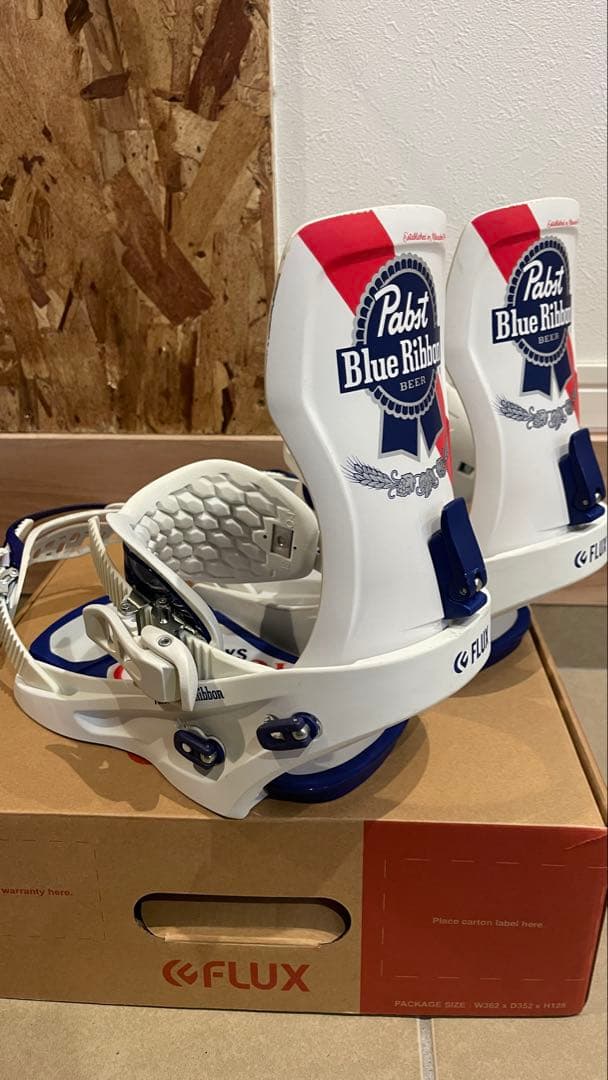 FLUX XF Pabst Blue Ribbon スノーボードビンディング