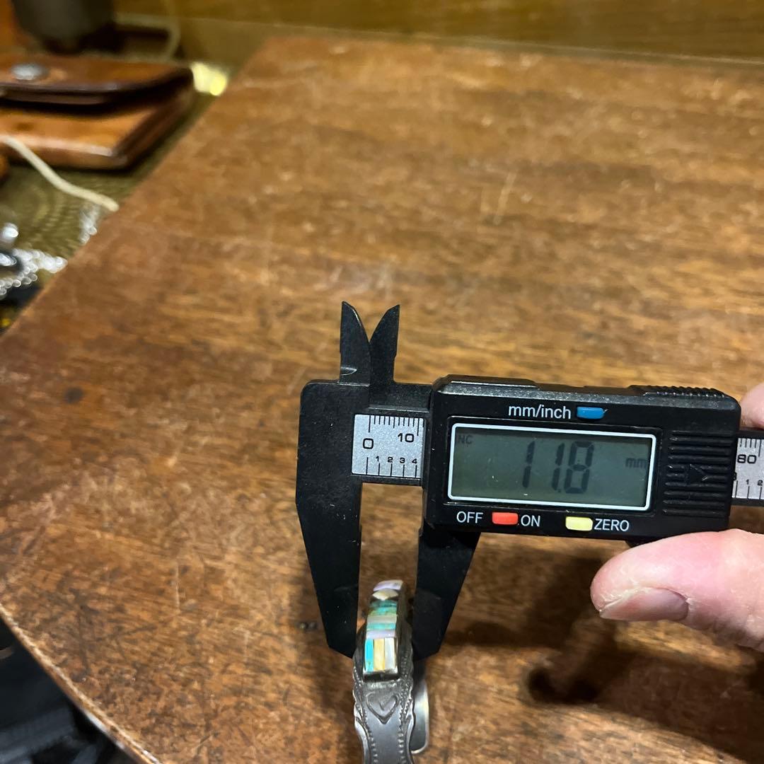 ヴィンテージスターリングシルバー　ズニ族 バングル