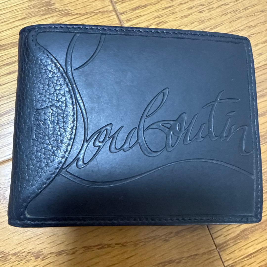 クリスチャンルブタン　二つ折り財布