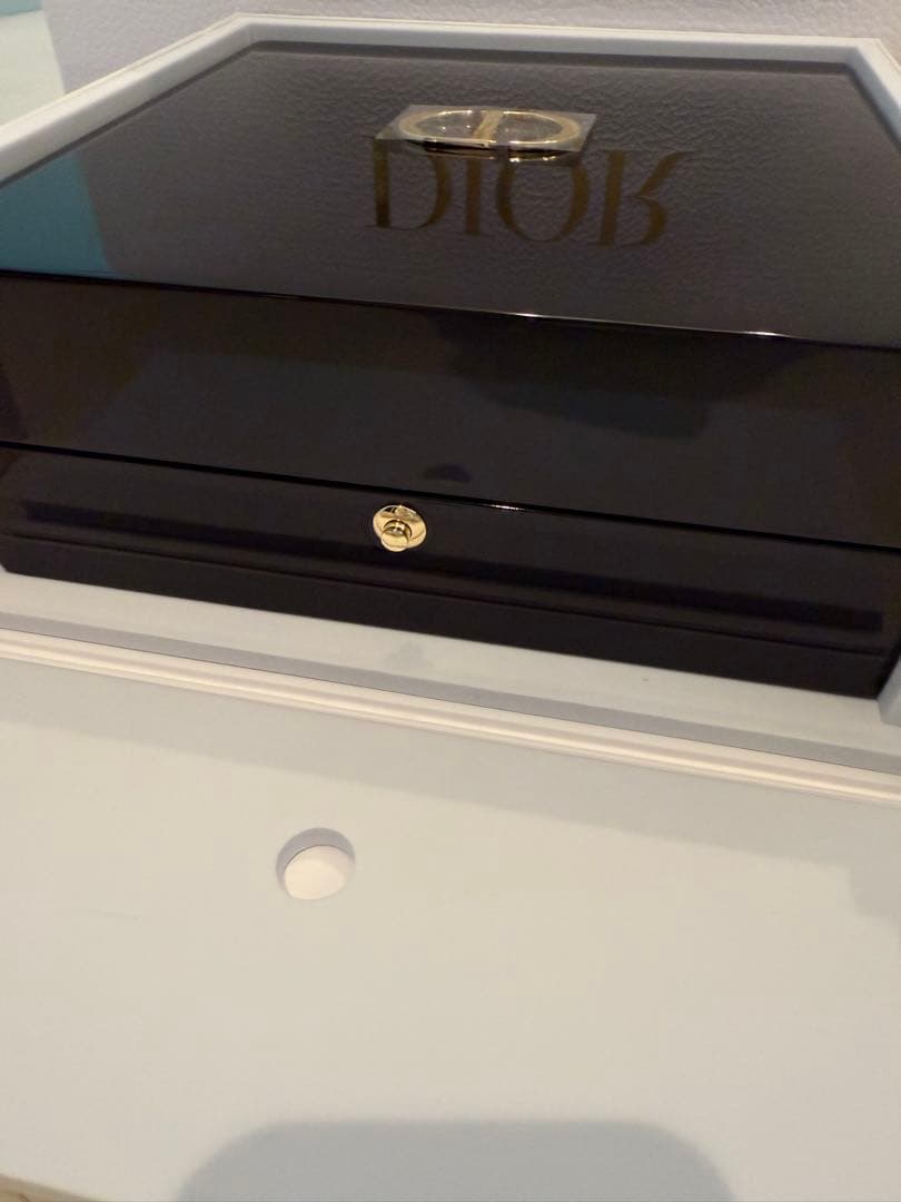 クリスチャンディオール　プレステージVIP顧客限定品　高級ケース