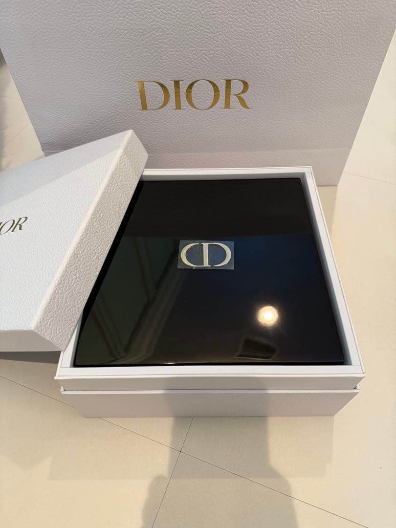 クリスチャンディオール　プレステージVIP顧客限定品　高級ケース