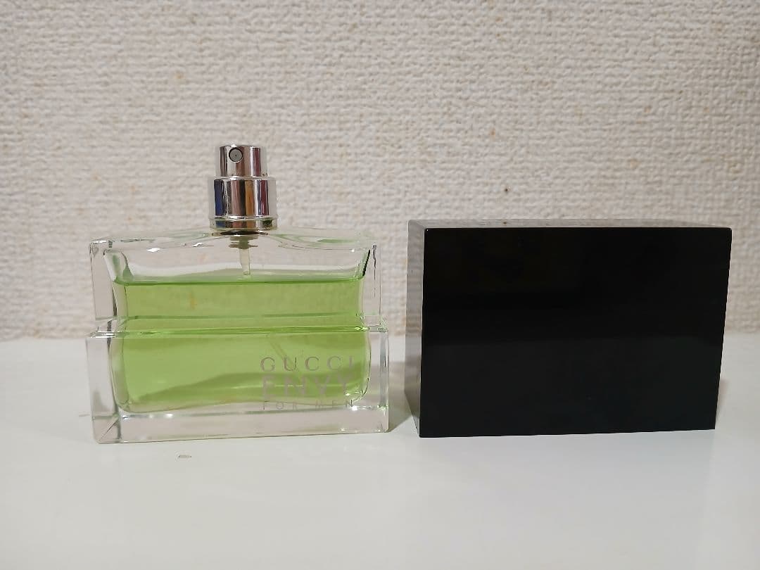Gucci Envy 香水(男性用) グリーン