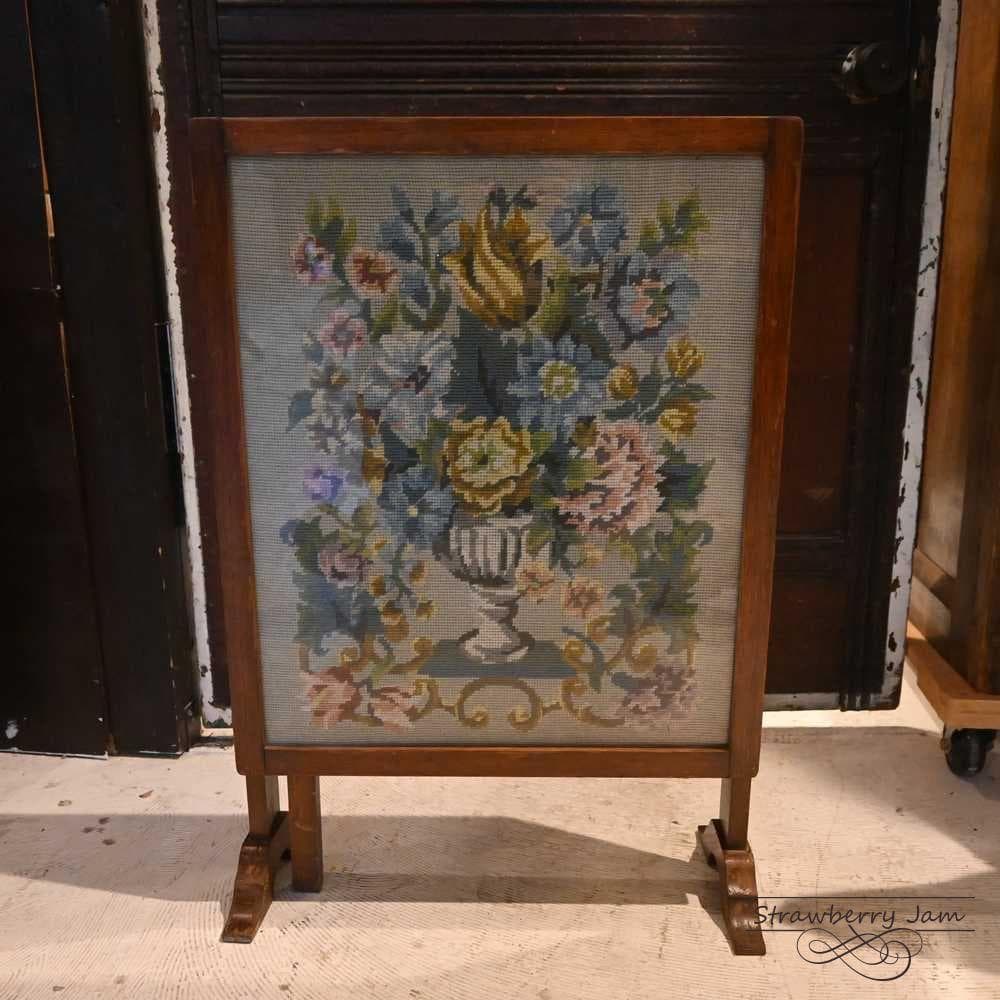 L3710-82 英国アンティーク ファイヤースクリーン カフェテーブル ポワン