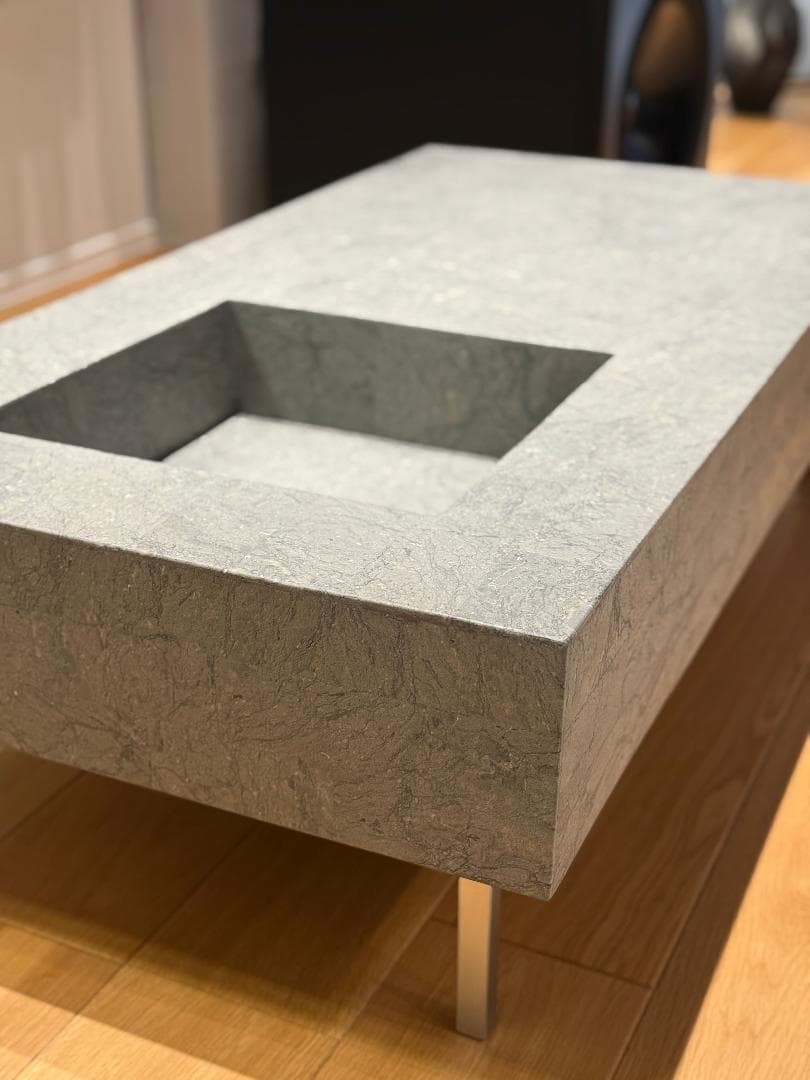 FLYMEe Noir / フライミーノワール センターテーブル