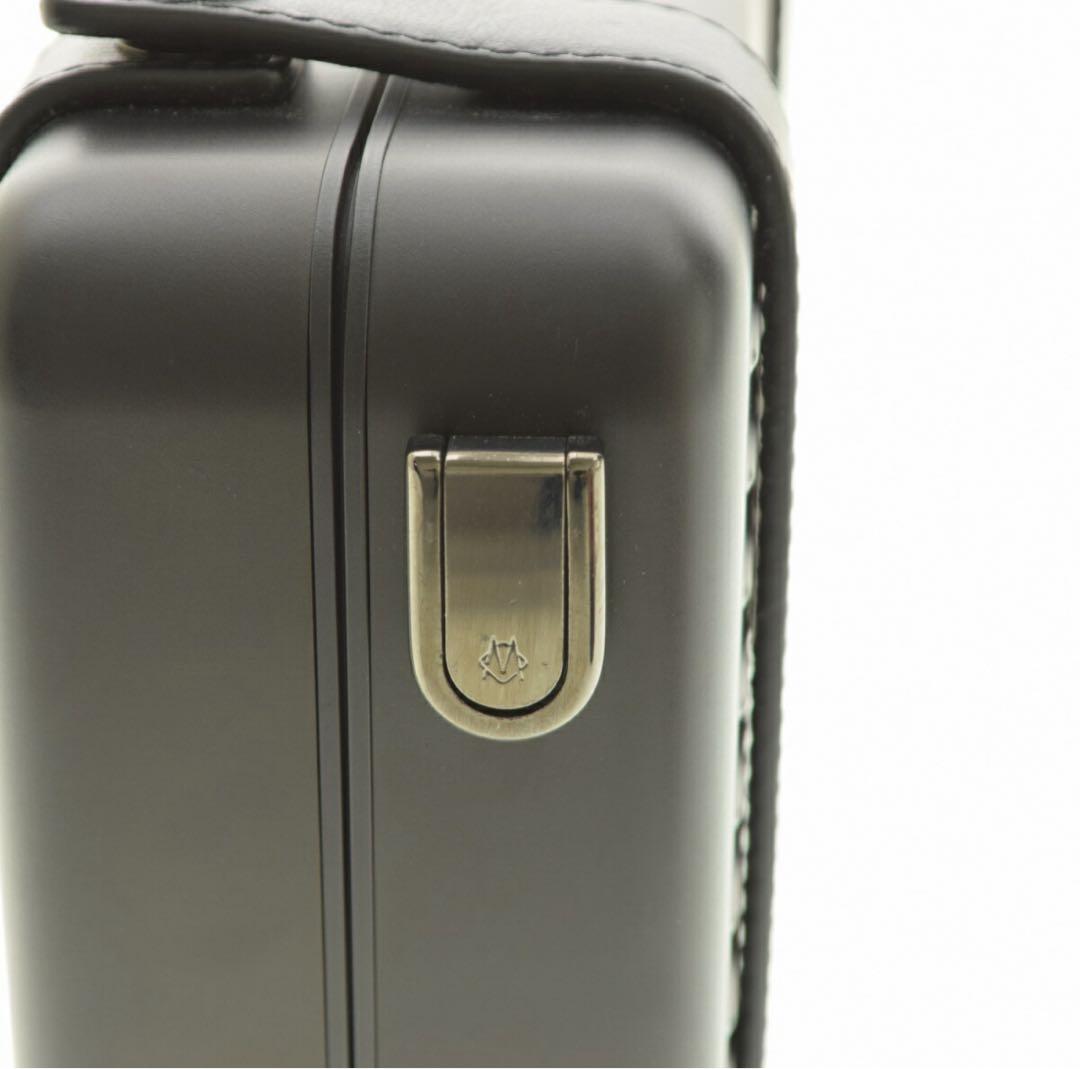 RIMOWA リモワ　パーソナルクラッチ 美品