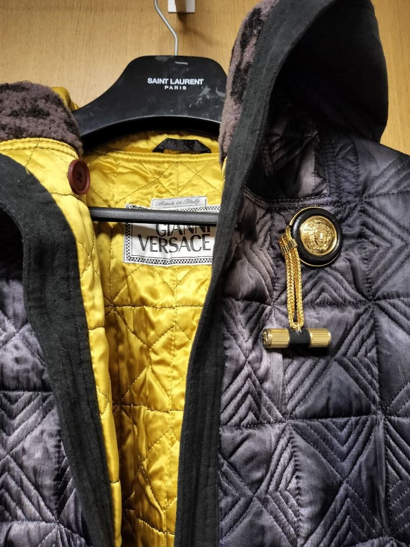 希少ヴィンテージGIANNI VERSACE ヴェルサーチフードコート