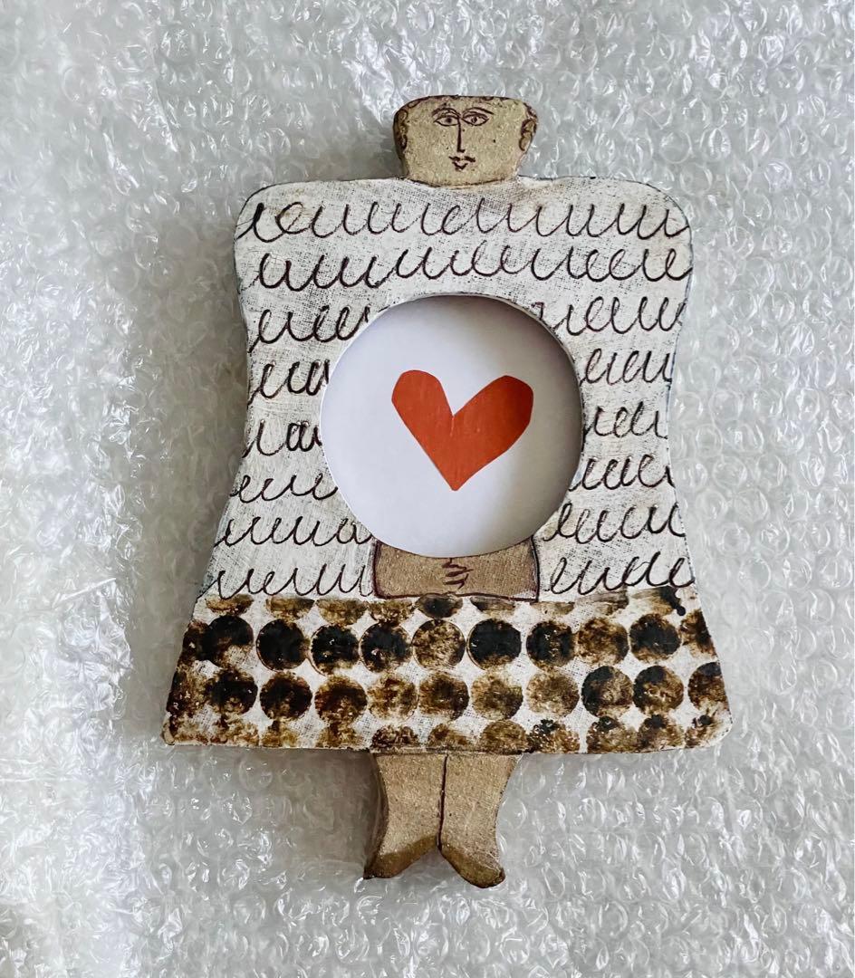 YUKO KAN 菅祐子 さん 壁掛け フォトフレーム（大）リサラーソ好きな方も