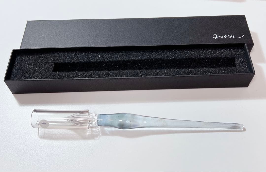 aunさん　ガラスペン　雨