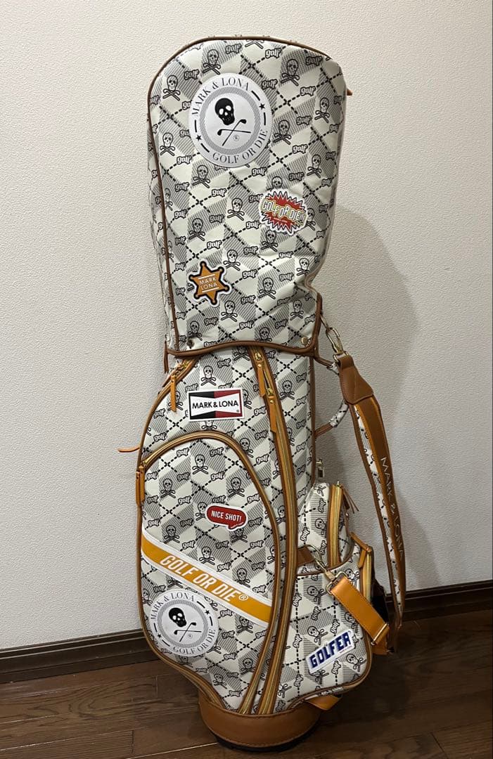 マークアンドロナ　キャディバッグ