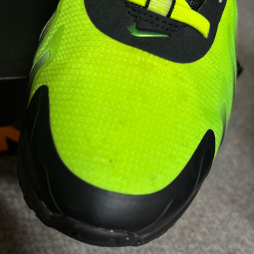 靴 NIKE AIR MAX DN8 AMD