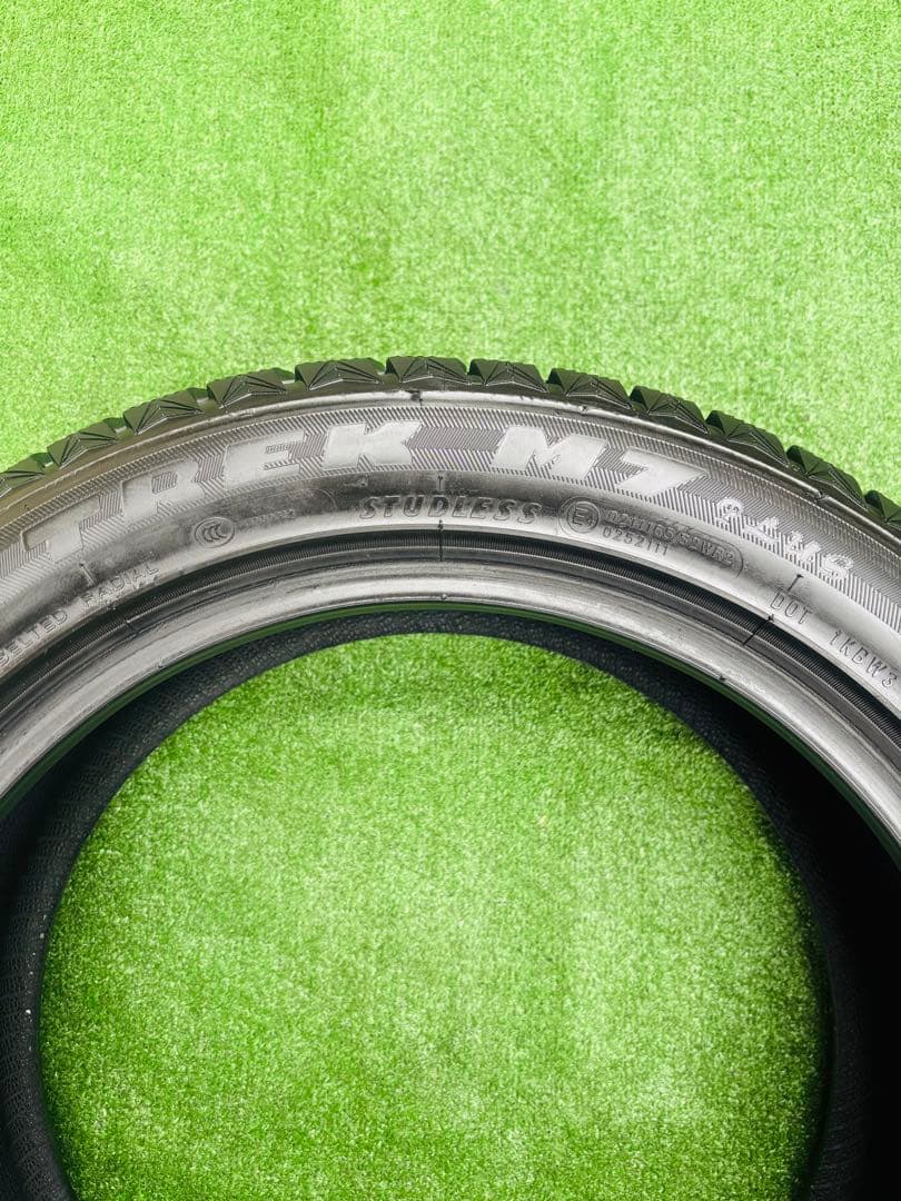 MAXTREX TREK M7 225/50R17 2024年製深山スタッドレス