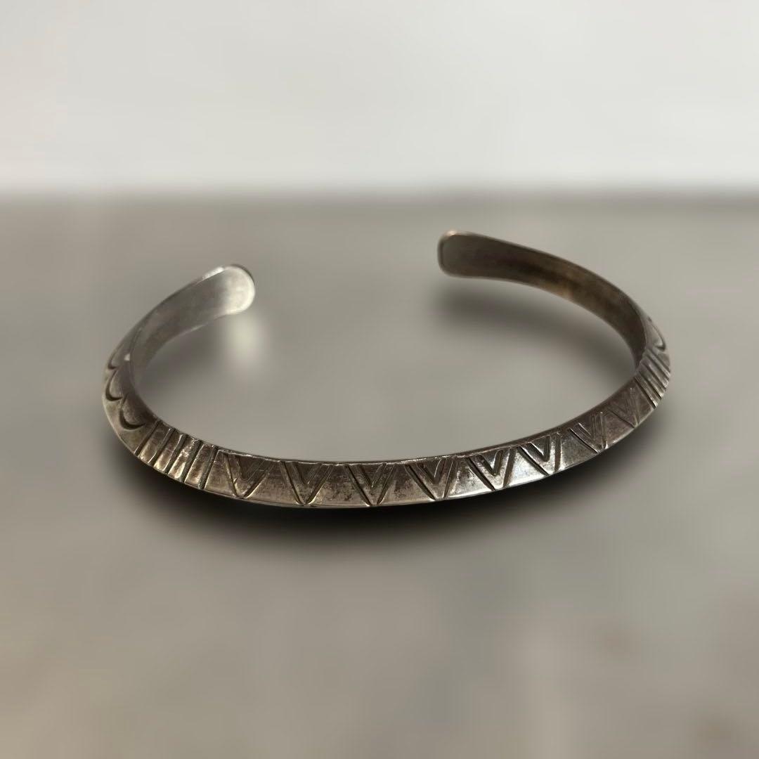 NAVAJO ナバホ シルバー バングル インディアンジュエリー T23m