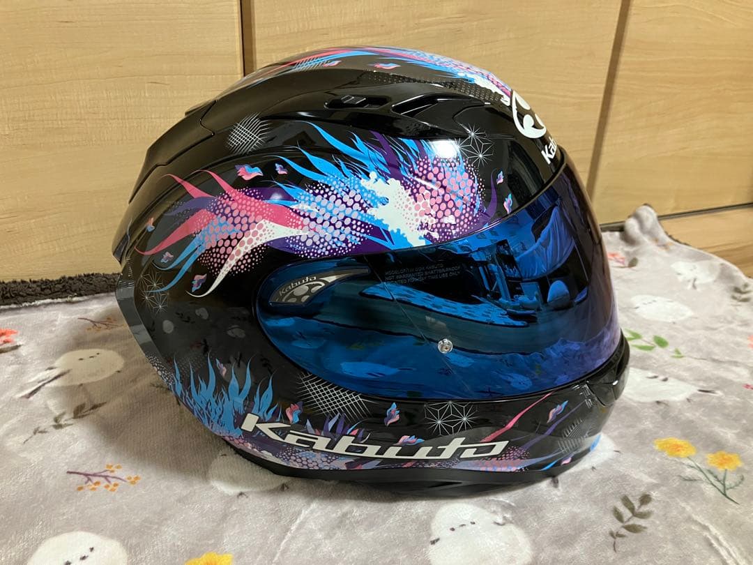 フルフェイス　カブト　カムイ3 Mサイズ 新品未開封ミラーシールド付