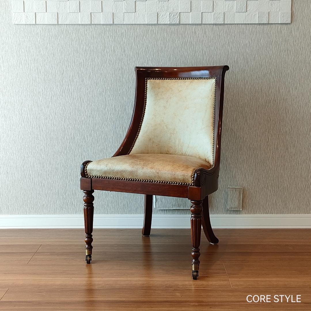 希少　ヒッコリーチェア　キャスター付き　クラシック家具　太鼓鋲②