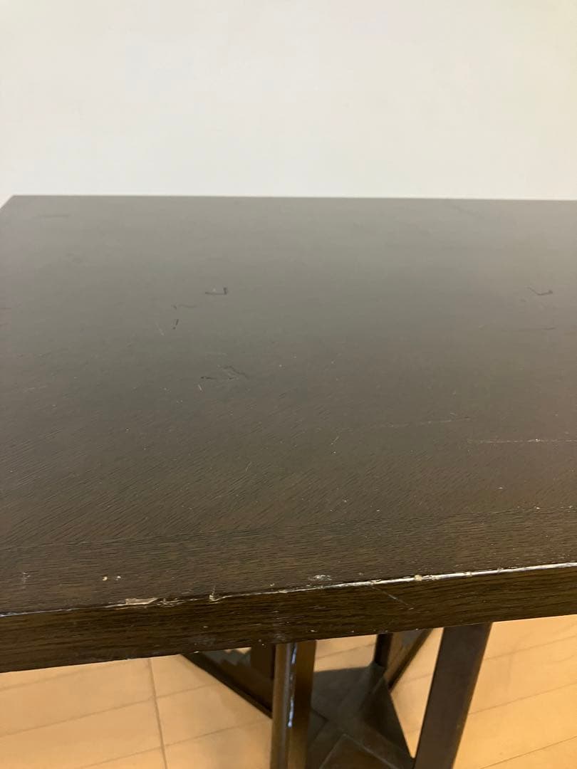 カフェテーブル　70×80×H68