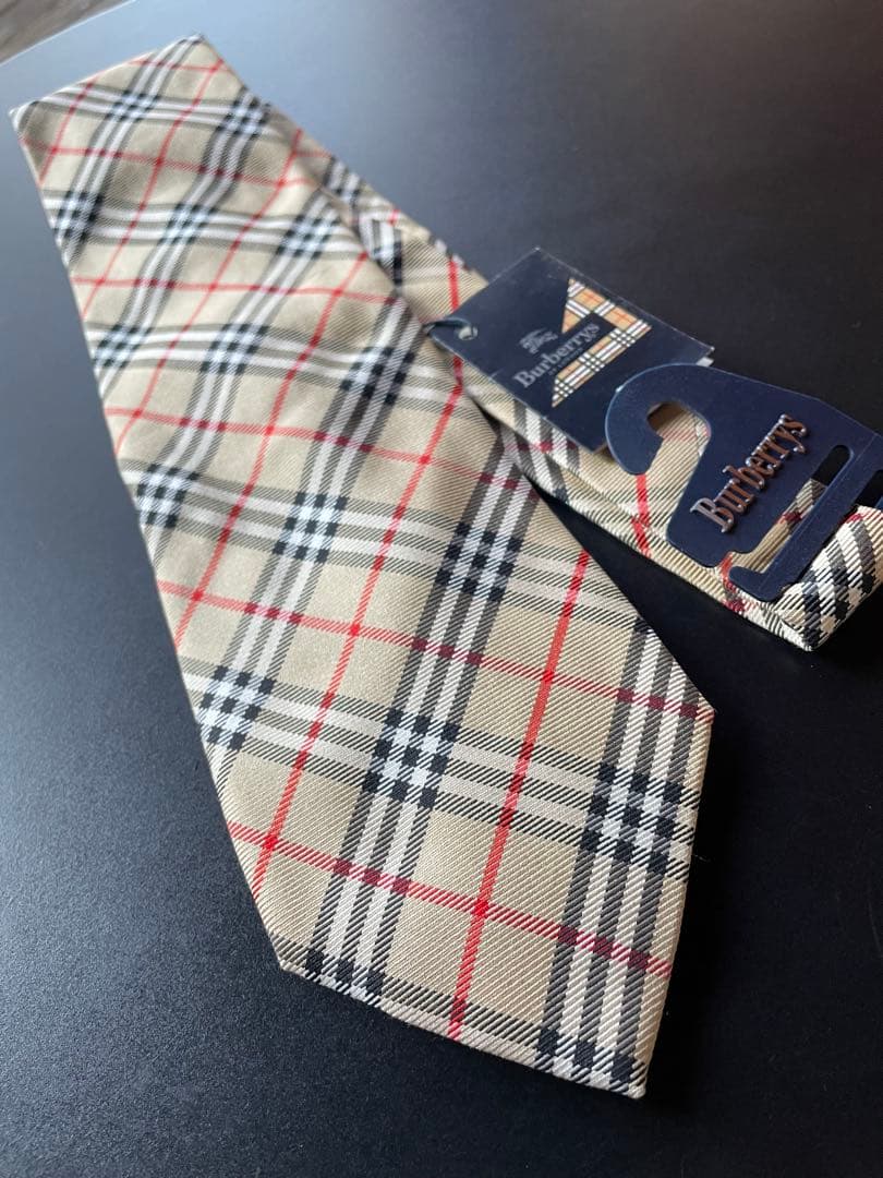 【新品タグ付】Burberry ノバチェック　ヴィンテージ　シルクネクタイ