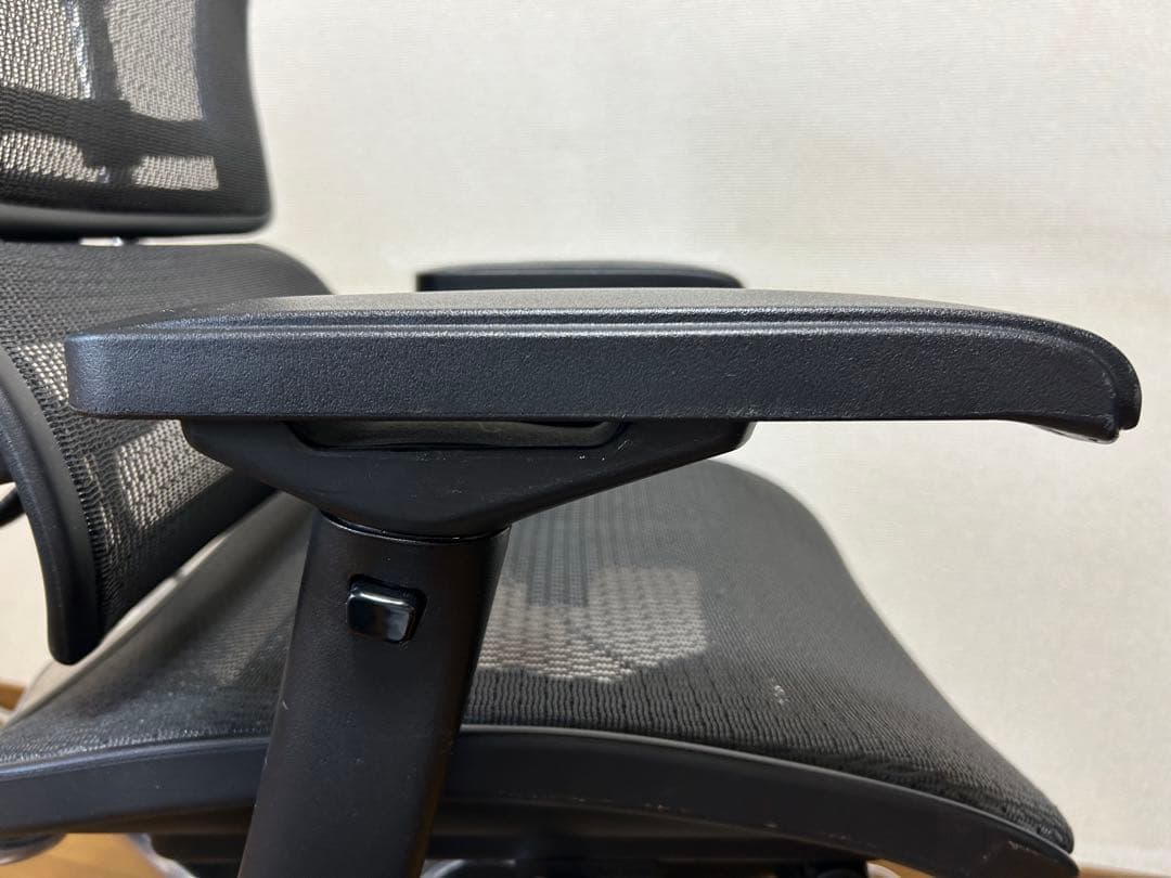 メッシュチェア エルゴヒューマン ベーシック 黒①kenji