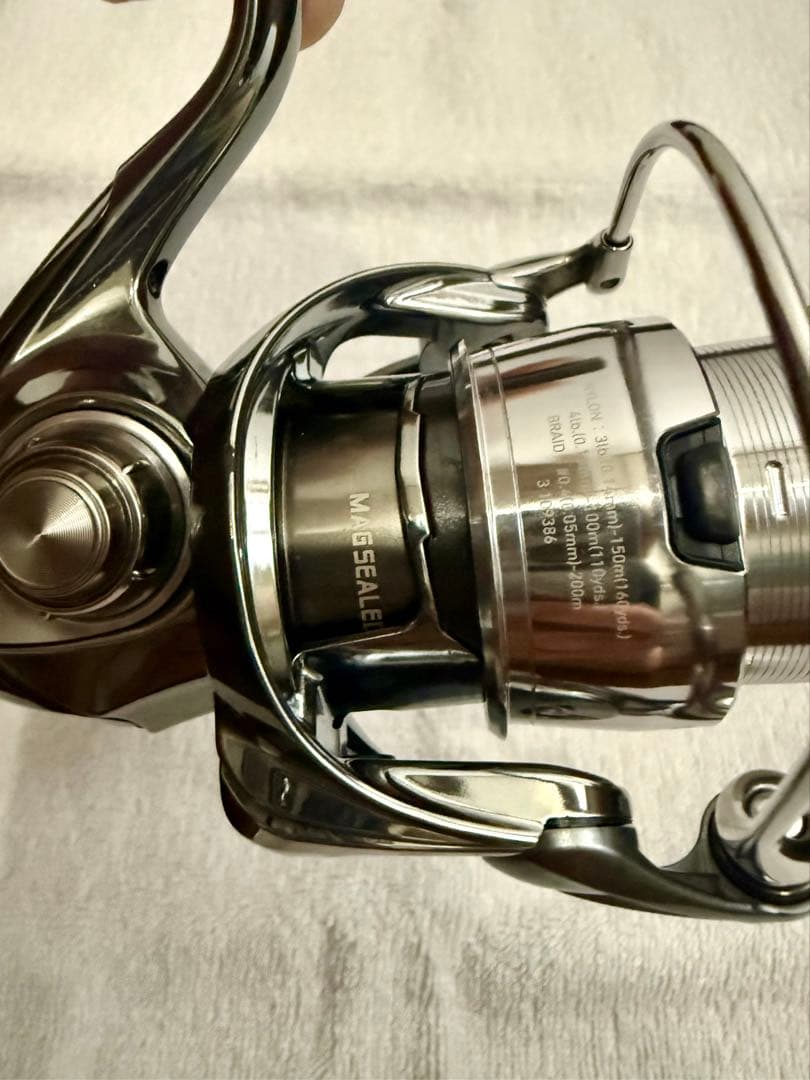 DAIWA ダイワ 22 EXISTイグジスト LT2000S-H