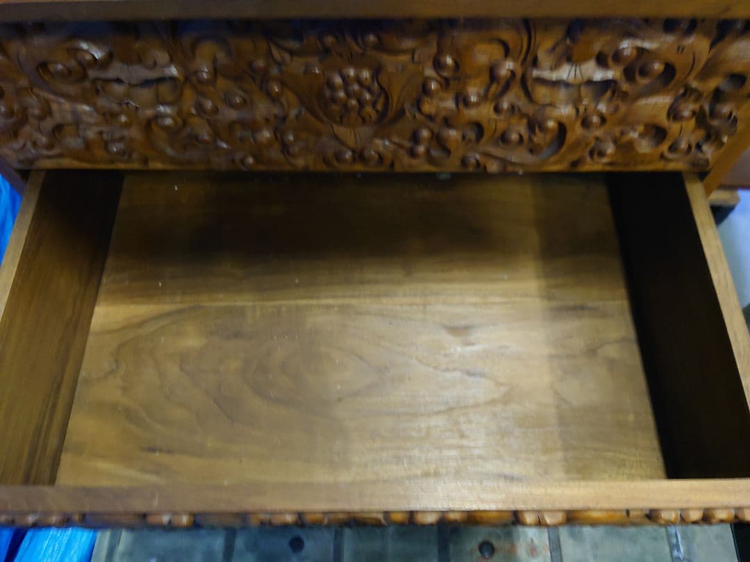 アンティーク家具　アジアン家具　高級手彫り家具　軽井沢彫