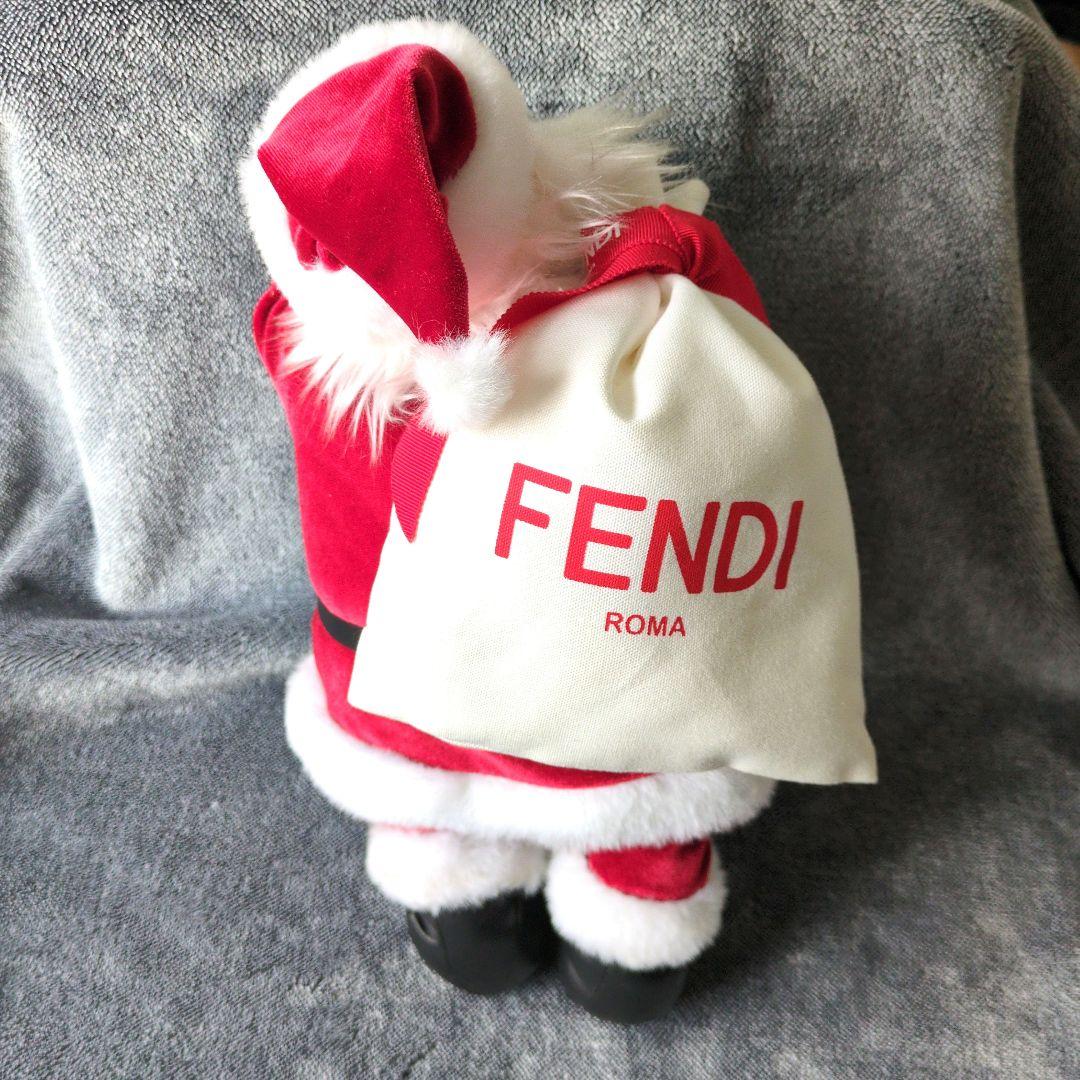 FENDI　非売品サンタクロース人形　フィギュア