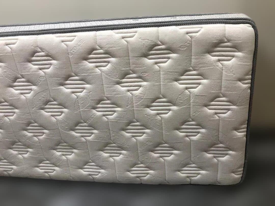 【送料無料】リビンズ オリビア 両面 ポケットコイルマットレス 251001