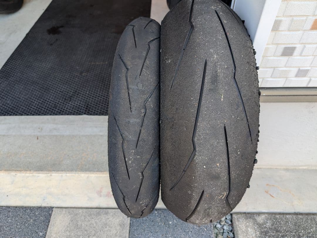 ピレリ　ディアブロスーパーコルサV3 SC1 前後セット