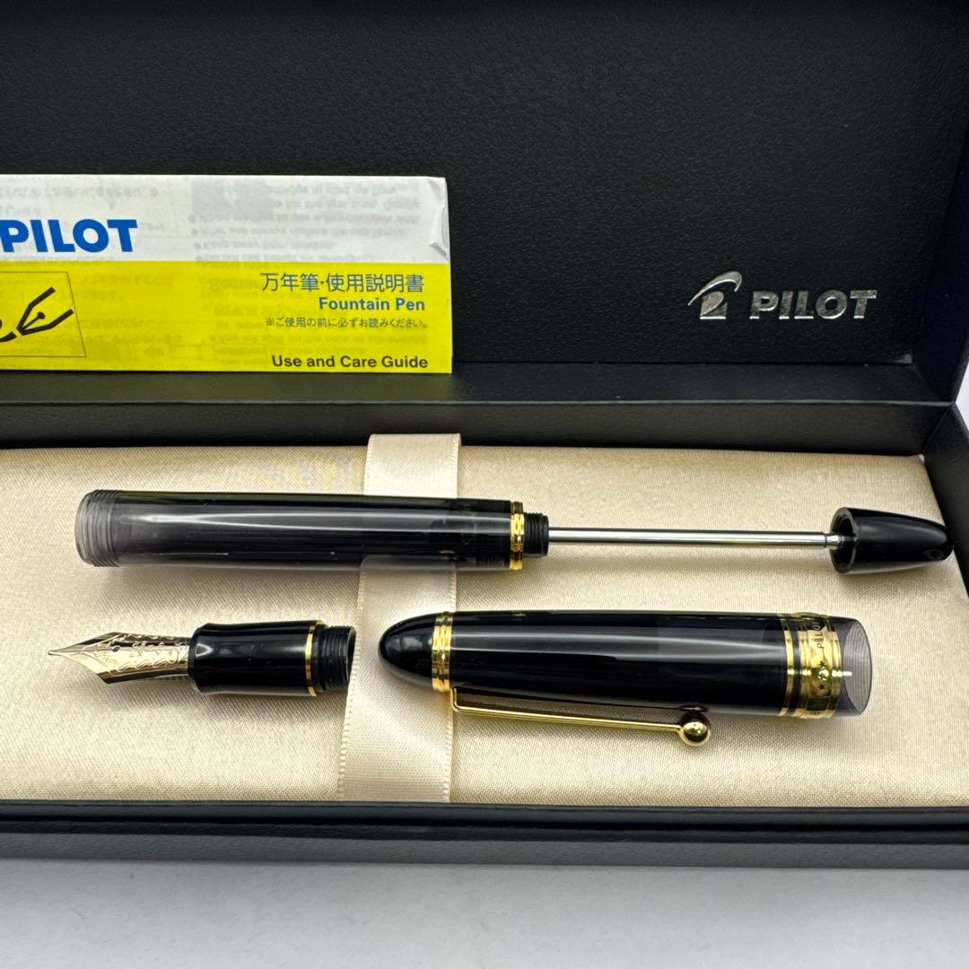 E28 PILOT 万年筆 カスタム823 透明ブラック パイロット