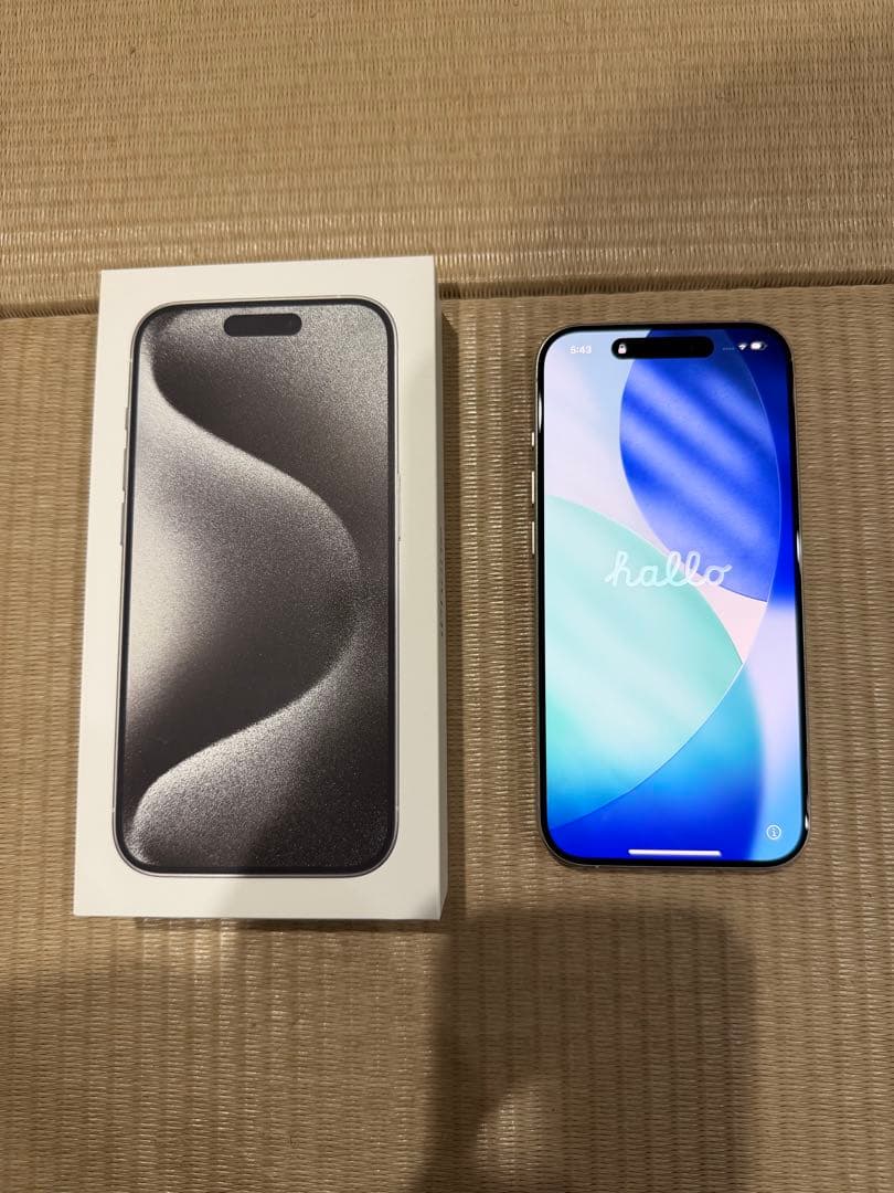 Apple iPhone 15 Pro ホワイトチタニウム 512GB