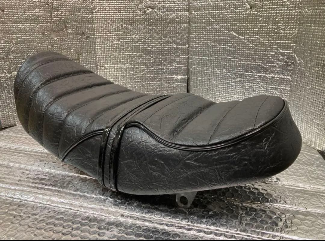 送料無料☆特注☆エイプ50用あんこ抜きタックロールシート☆完成品☆国産☆