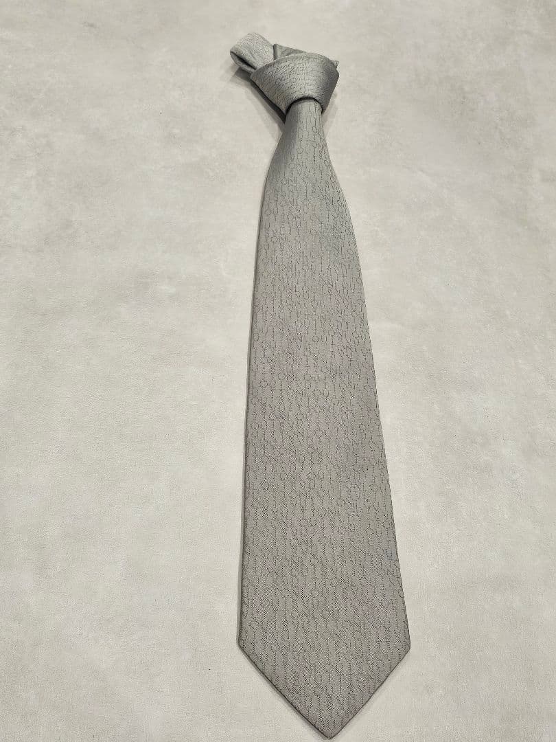 Louis Vuitton グレー ネクタイ