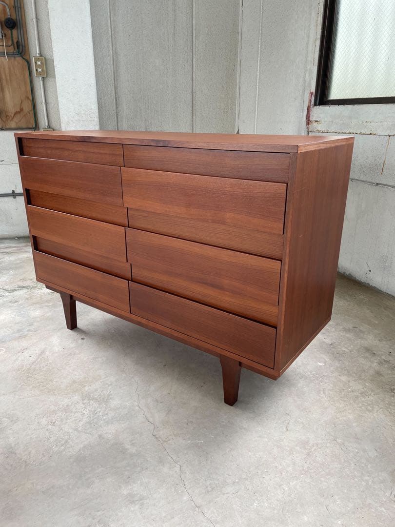 北欧　人気のチェスト　サイドボード　無垢材