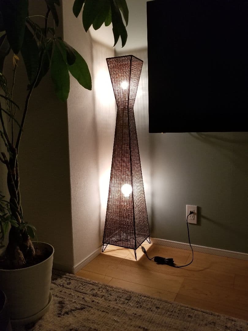 フロアスタンドライト　 長澤ライティング　ウィッカータワー　2灯式