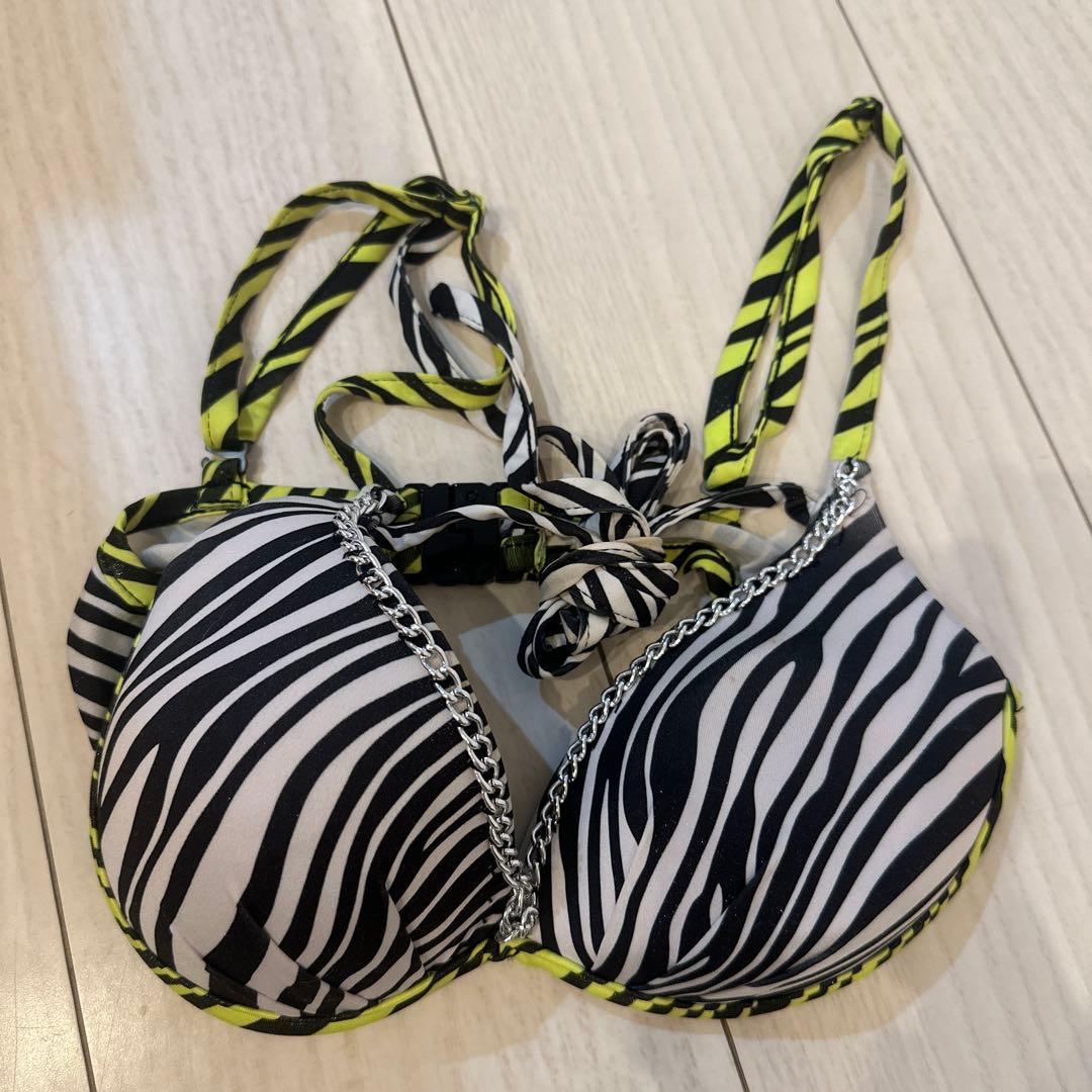 【激レア！】d.i.a. ゼブラ柄 見せブラ