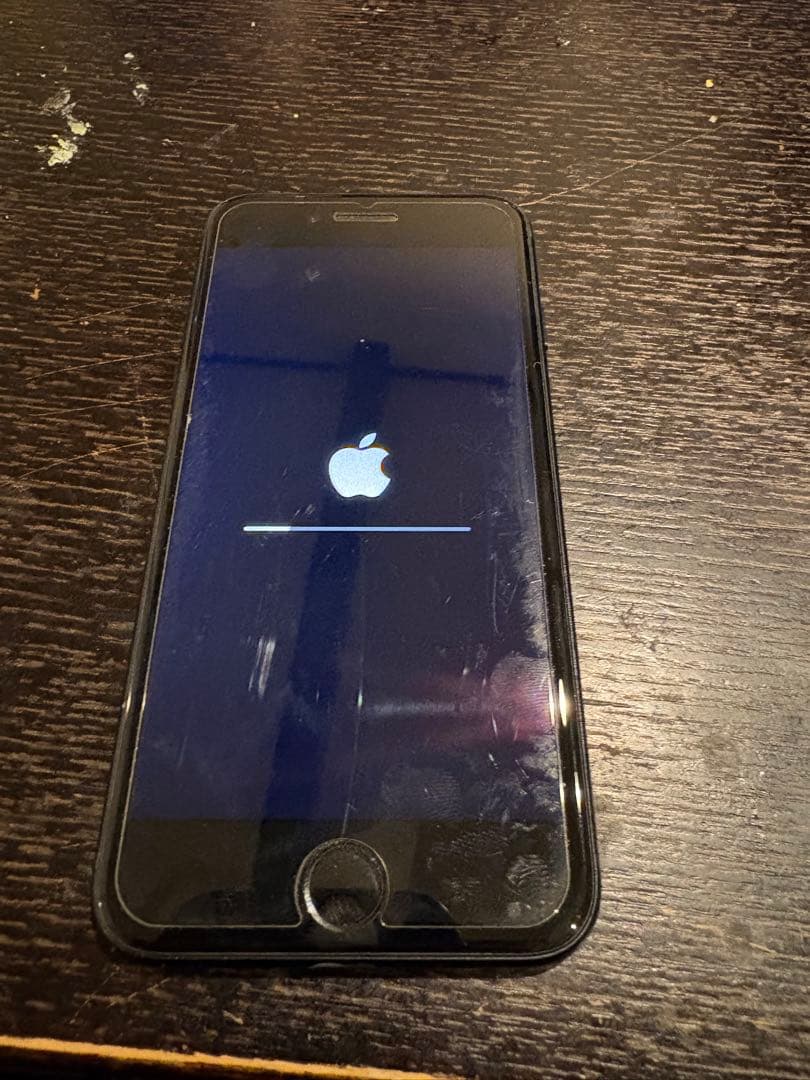 第3世代 iPhoneSE 128GB ミッドナイト