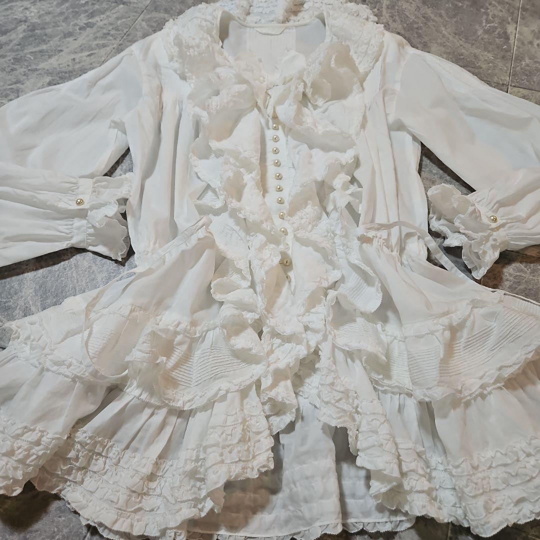 専用価格ピンクハウス インゲボルグ ブラウス(スカートは撮影用)