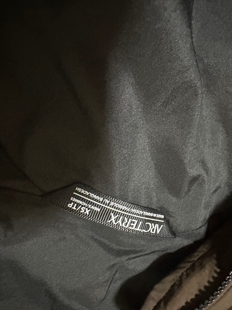 Arc'teryx アトム フーディ メンズ ブラウン