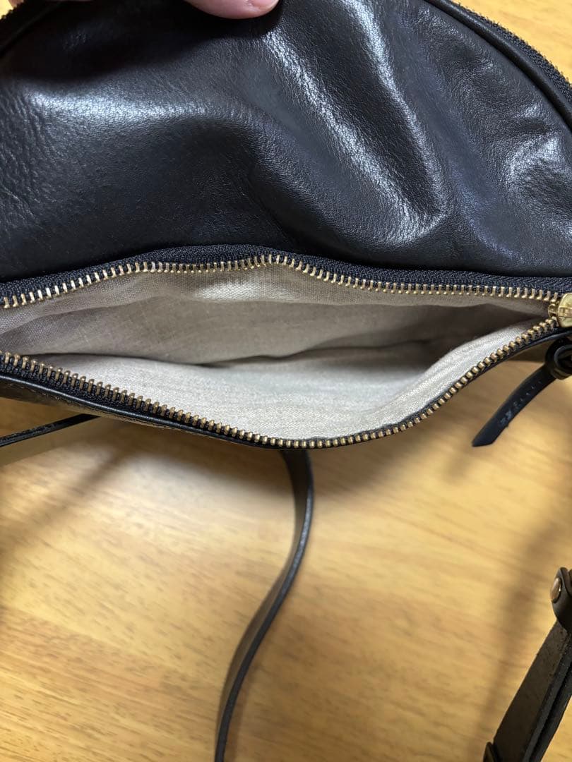 SLOW スロウ ルボーノ Fanny Packファニーパック　ボディーバッグ