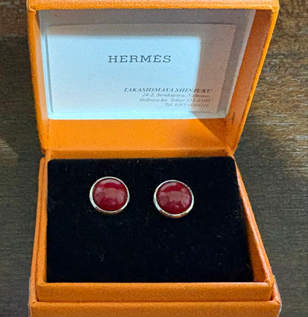 HERMÈS レッドシルバーH字型ピアス
