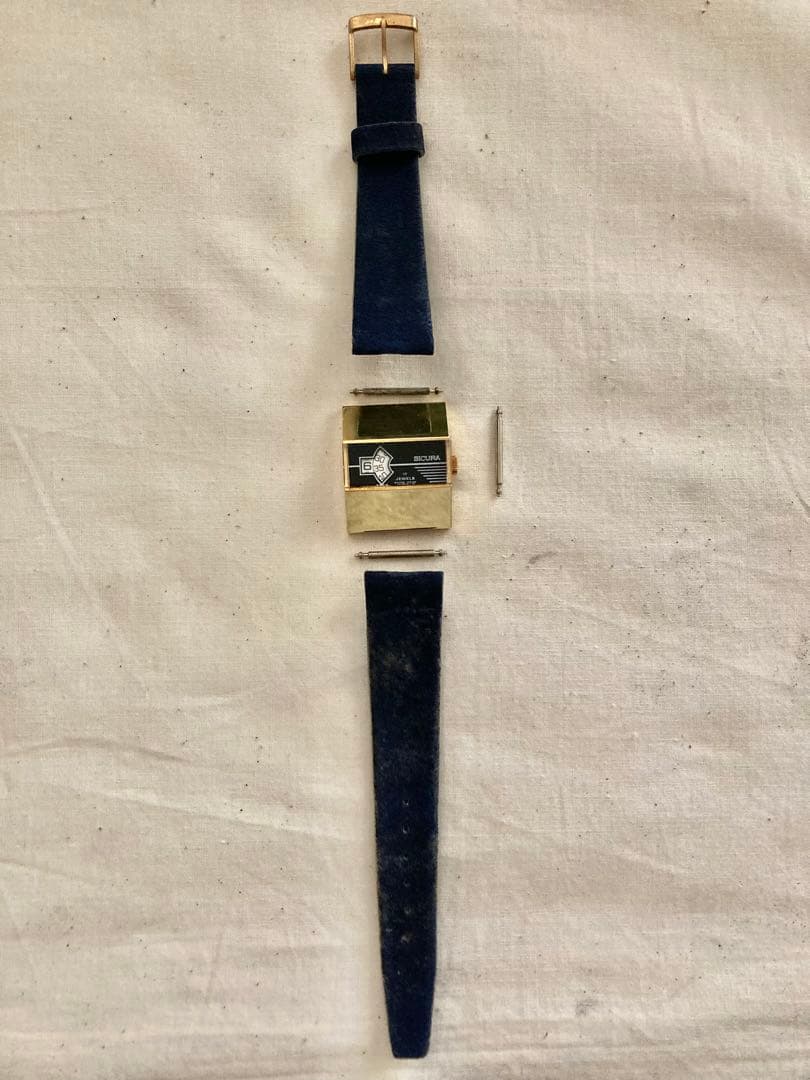 ビンテージリストウォッチ(SICURA メンテ　修理必須)