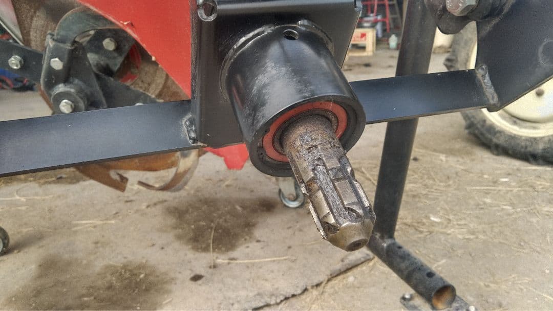 コバシ畔塗機　クボタヒッチ組み替え