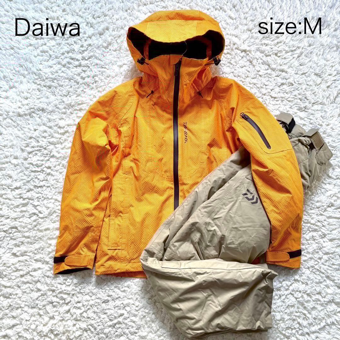 未使用級　DAIWA レインマックス　レディースM セットアップ