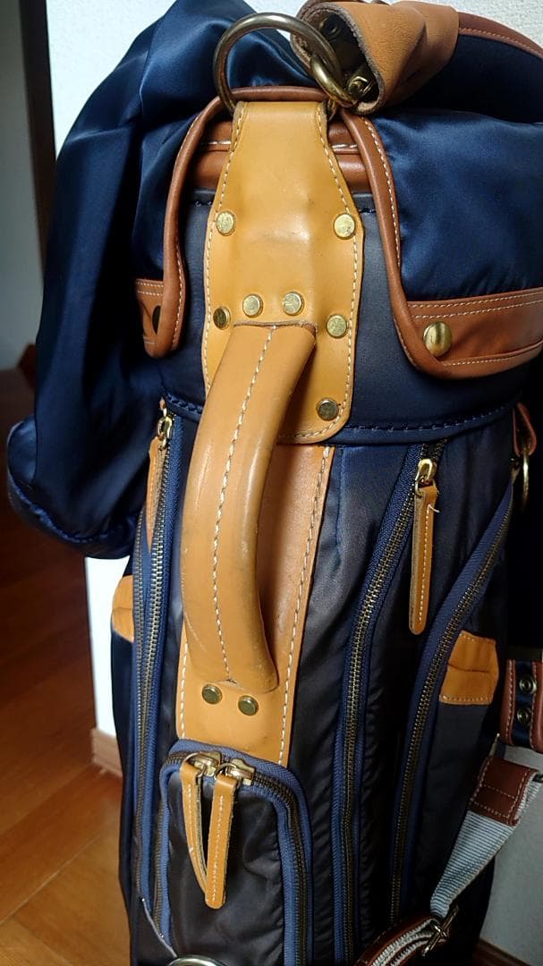 考栄舎　ツイルナイロン製キャディバッグ　ネイビー/キャメル