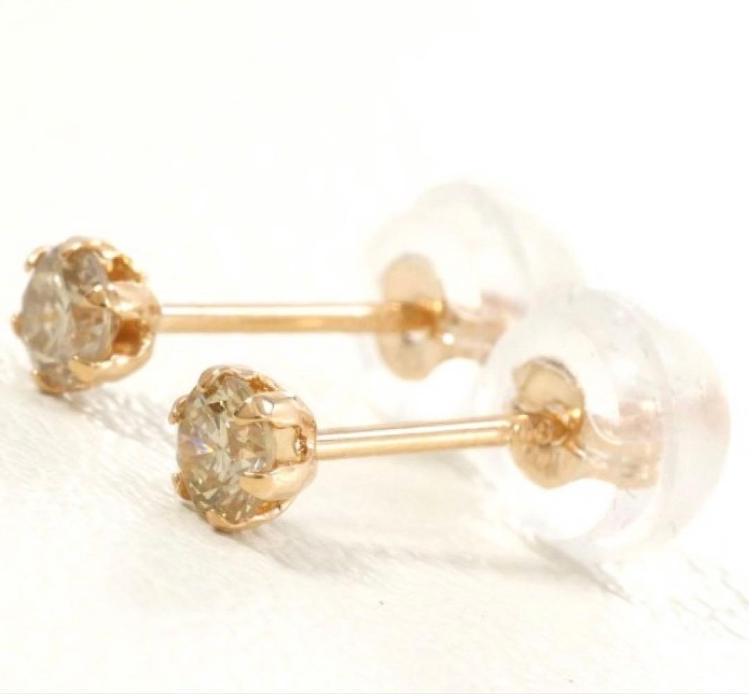 K18PG ピアス 天然ダイヤ 0.10 ×2 総重量約0.2g 美品