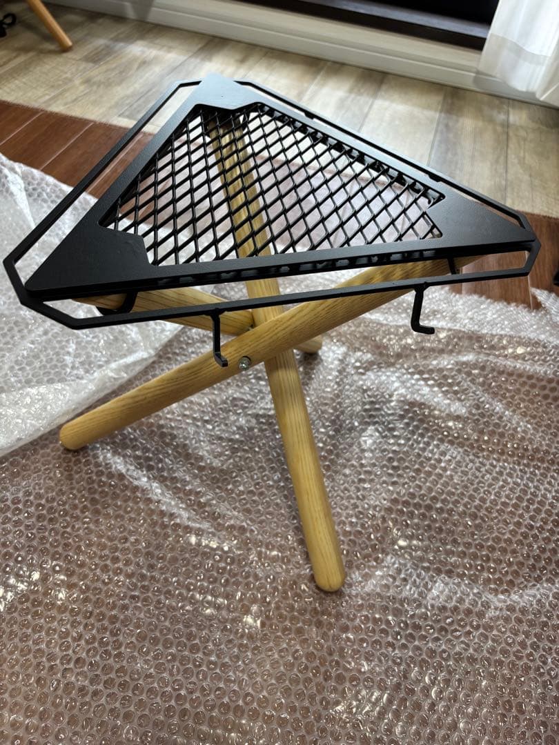 新品　ソマビト　サイドテーブル