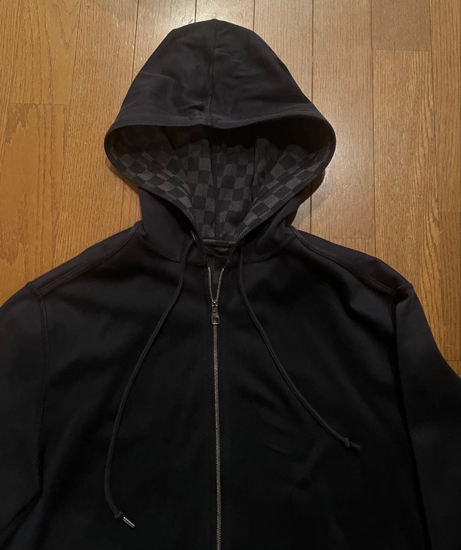 Louis Vuitton ダミエ　ブラックパーカー フルジップ