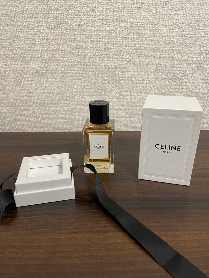CELINE PARIS パラード香水 ボトル付き