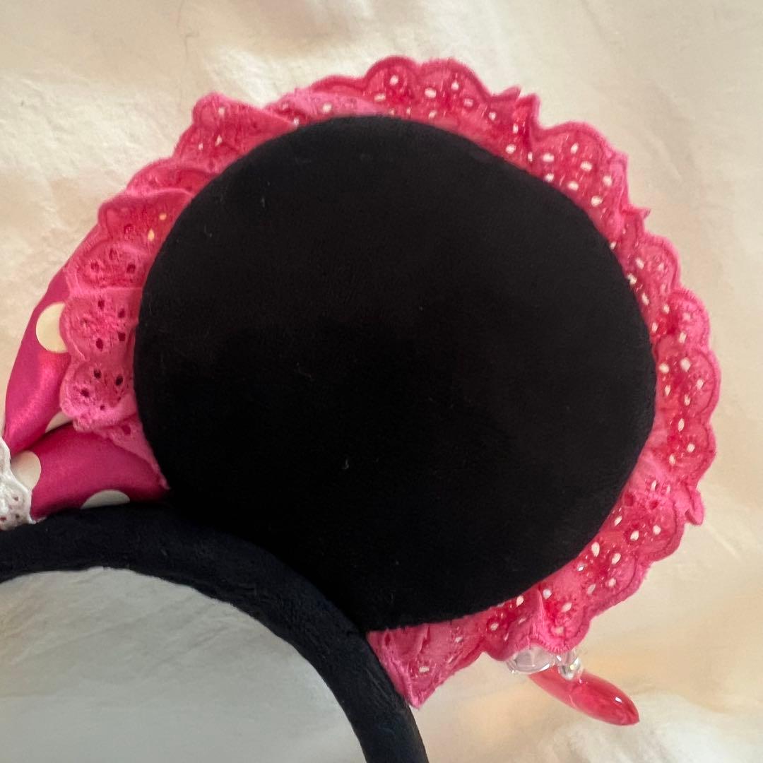 ディズニー　ミニー　水玉　ビーズ　カチューシャ　ピンク　イヤリング