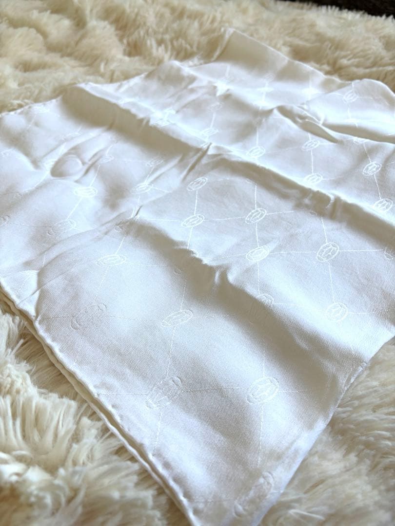 【moooo】Cartier シルクスカーフ　ホワイト