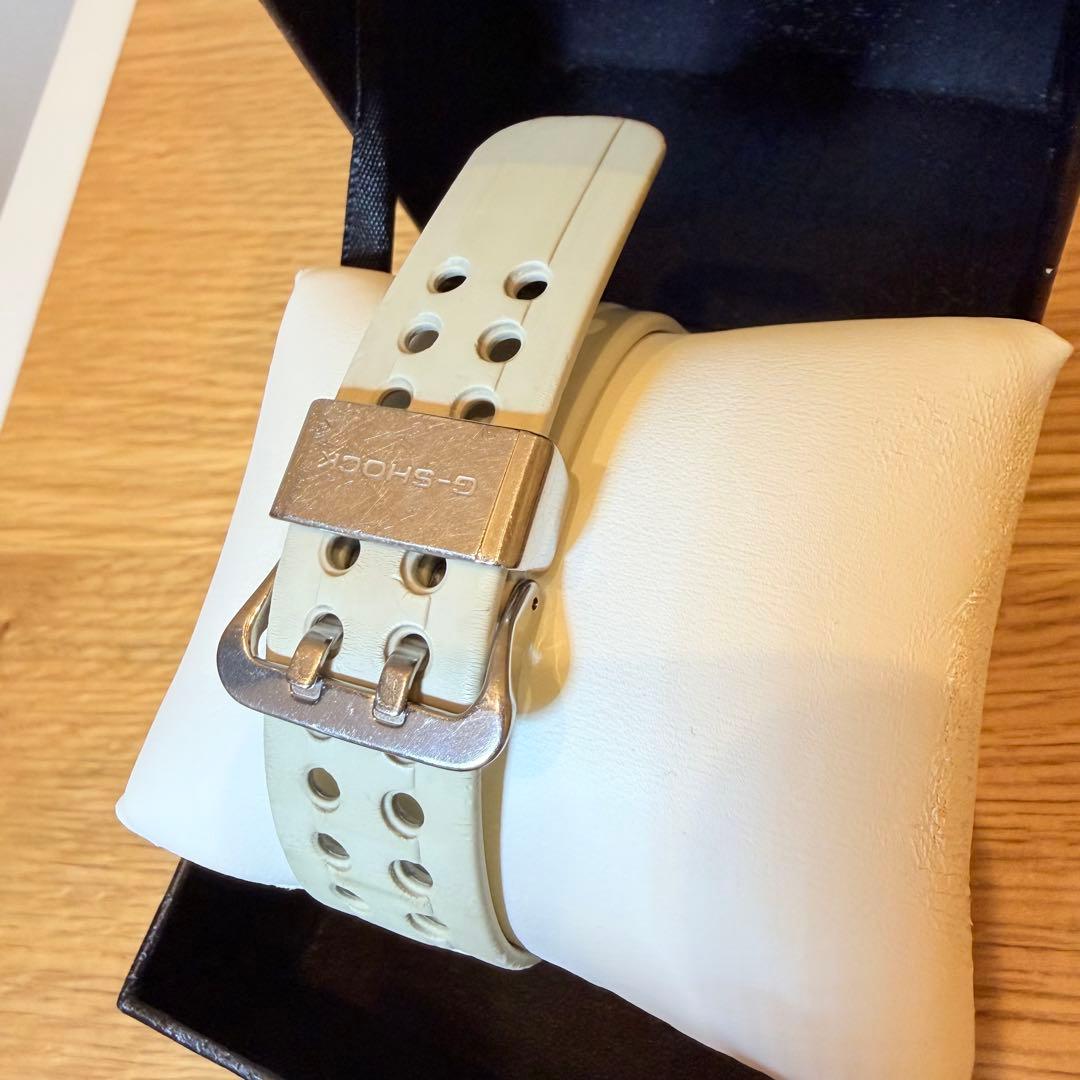 希少 白 MASTER CASIO G-SHOCK GWN-1000E 腕時計