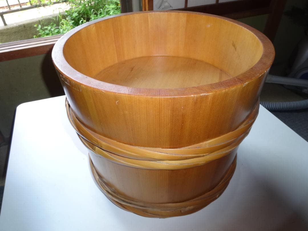 樽（小）商品のディスプレイなどに